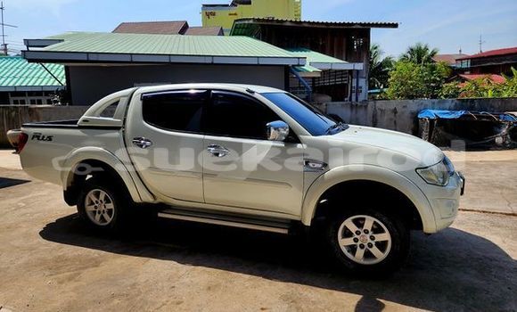 ซื้อ รถมือสอง Mitsubishi Triton ขาว รถยนต์ ใน %{เมือง} ใน กรุงเทพมหานคร ซื้อ รถมือสอง Mitsubishi Triton ขาว รถยนต์ ใน %{เมือง} ใน กรุงเทพมหานคร