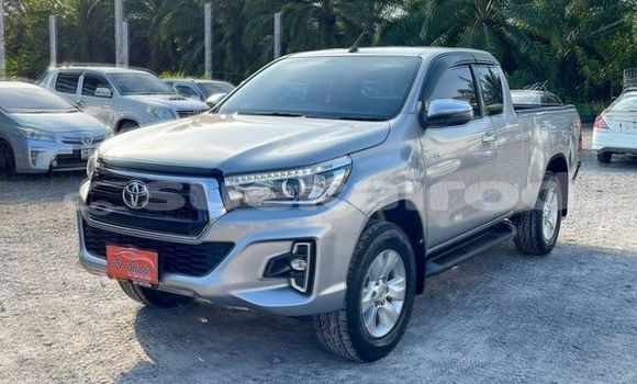 Buy Used Toyota Hiluxe Revo Silver Car in Bangkok in Bangkok Buy Used Toyota Hiluxe Revo Silver Car in Bangkok in Bangkok