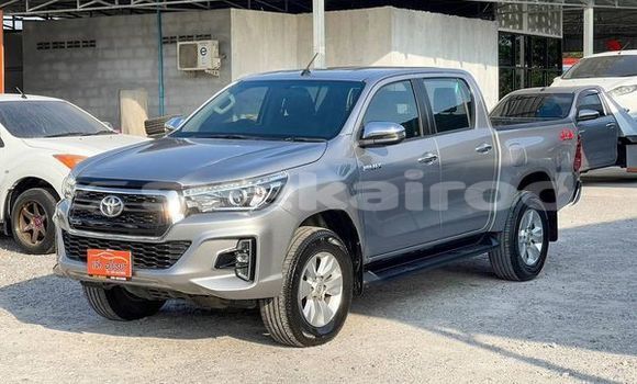 Buy Used Toyota Hiluxe Revo Silver Car in Bangkok in Bangkok