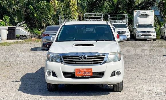 ซื้อ รถมือสอง Toyota Hiluxe VIGO ขาว รถยนต์ ใน %{เมือง} ใน กรุงเทพมหานคร ซื้อ รถมือสอง Toyota Hiluxe VIGO ขาว รถยนต์ ใน %{เมือง} ใน กรุงเทพมหานคร