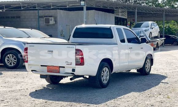 ซื้อ รถมือสอง Toyota Hiluxe VIGO ขาว รถยนต์ ใน %{เมือง} ใน กรุงเทพมหานคร ซื้อ รถมือสอง Toyota Hiluxe VIGO ขาว รถยนต์ ใน %{เมือง} ใน กรุงเทพมหานคร