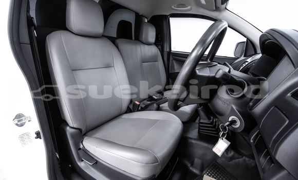 ซื้อ รถมือสอง Isuzu D-Max ขาว รถยนต์ ใน %{เมือง} ใน กรุงเทพมหานคร ซื้อ รถมือสอง Isuzu D-Max ขาว รถยนต์ ใน %{เมือง} ใน กรุงเทพมหานคร