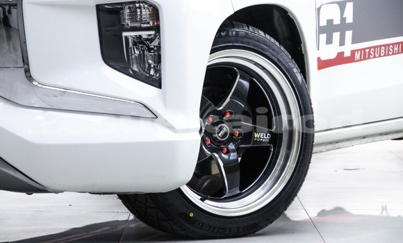Buy Used Mitsubishi Triton White Car in Bangkok in Bangkok Buy Used Mitsubishi Triton White Car in Bangkok in Bangkok