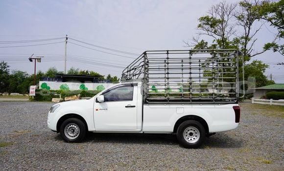 ซื้อ รถมือสอง Isuzu D-Max ขาว รถยนต์ ใน %{เมือง} ใน กรุงเทพมหานคร ซื้อ รถมือสอง Isuzu D-Max ขาว รถยนต์ ใน %{เมือง} ใน กรุงเทพมหานคร