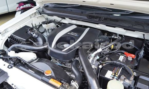ซื้อ รถมือสอง Isuzu D-Max ขาว รถยนต์ ใน %{เมือง} ใน กรุงเทพมหานคร ซื้อ รถมือสอง Isuzu D-Max ขาว รถยนต์ ใน %{เมือง} ใน กรุงเทพมหานคร