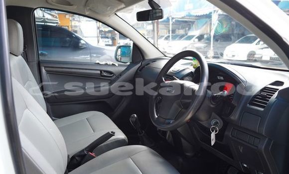 ซื้อ รถมือสอง Isuzu D-Max ขาว รถยนต์ ใน %{เมือง} ใน กรุงเทพมหานคร ซื้อ รถมือสอง Isuzu D-Max ขาว รถยนต์ ใน %{เมือง} ใน กรุงเทพมหานคร
