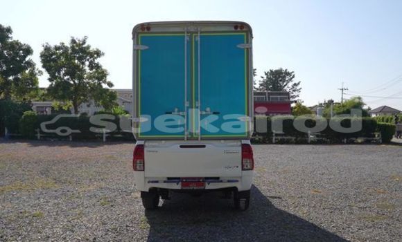 ซื้อ รถมือสอง Toyota Hiluxe Revo ขาว รถยนต์ ใน %{เมือง} ใน กรุงเทพมหานคร ซื้อ รถมือสอง Toyota Hiluxe Revo ขาว รถยนต์ ใน %{เมือง} ใน กรุงเทพมหานคร