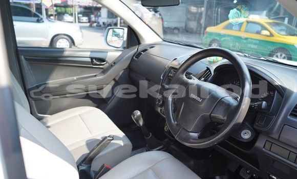 ซื้อ รถมือสอง Isuzu D-Max ขาว รถยนต์ ใน %{เมือง} ใน กรุงเทพมหานคร ซื้อ รถมือสอง Isuzu D-Max ขาว รถยนต์ ใน %{เมือง} ใน กรุงเทพมหานคร