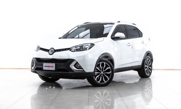 Buy Used MG GS White Car in Bangkok in Bangkok