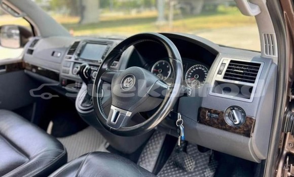 ซื้อ รถมือสอง Volkswagen Caravelle สีน้ำตาล รถยนต์ ใน %{เมือง} ใน กรุงเทพมหานคร ซื้อ รถมือสอง Volkswagen Caravelle สีน้ำตาล รถยนต์ ใน %{เมือง} ใน กรุงเทพมหานคร