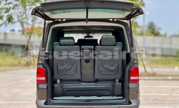 ซื้อ รถมือสอง Volkswagen Caravelle สีน้ำตาล รถยนต์ ใน %{เมือง} ใน กรุงเทพมหานคร ซื้อ รถมือสอง Volkswagen Caravelle สีน้ำตาล รถยนต์ ใน %{เมือง} ใน กรุงเทพมหานคร