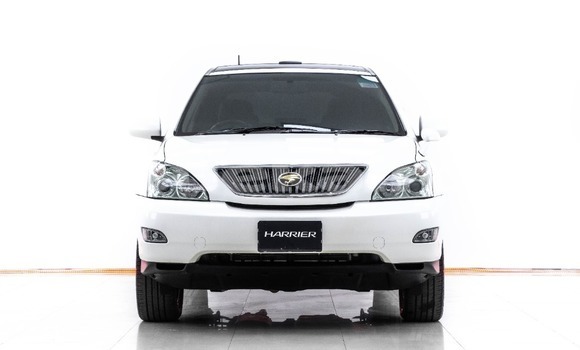 Buy Used Toyota Harrier White Car in Bangkok in Bangkok Buy Used Toyota Harrier White Car in Bangkok in Bangkok