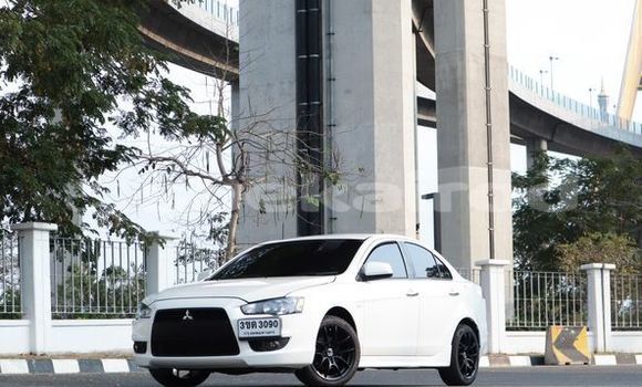 Buy Used Mitsubishi Lancer White Car in Bangkok in Bangkok Buy Used Mitsubishi Lancer White Car in Bangkok in Bangkok