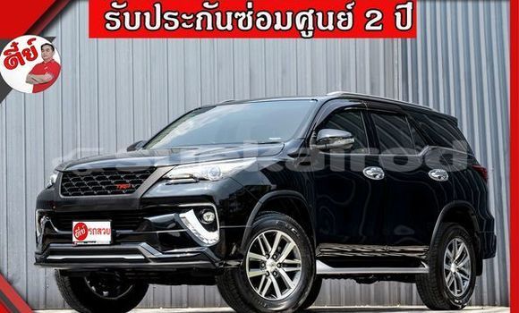Buy Used Toyota Fortuner Black Car in Pathum Thani in Pathum Thani