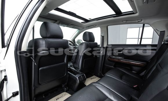 Buy Used Toyota Harrier White Car in Bangkok in Bangkok Buy Used Toyota Harrier White Car in Bangkok in Bangkok