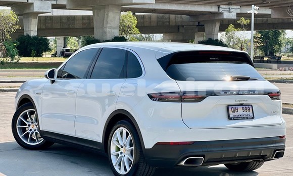 Buy Used Porsche Cayenne White Car in Bangkok in Bangkok Buy Used Porsche Cayenne White Car in Bangkok in Bangkok