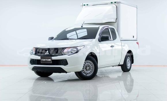Buy Used Mitsubishi Triton White Car in Bangkok in Bangkok
