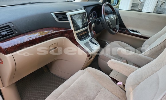 Buy Used Toyota Vellfire White Car in Bangkok in Bangkok Buy Used Toyota Vellfire White Car in Bangkok in Bangkok