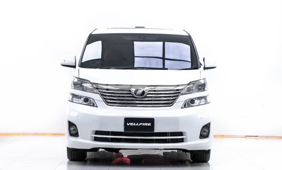 Buy Used Toyota Alphard White Car in Bangkok in Bangkok Buy Used Toyota Alphard White Car in Bangkok in Bangkok
