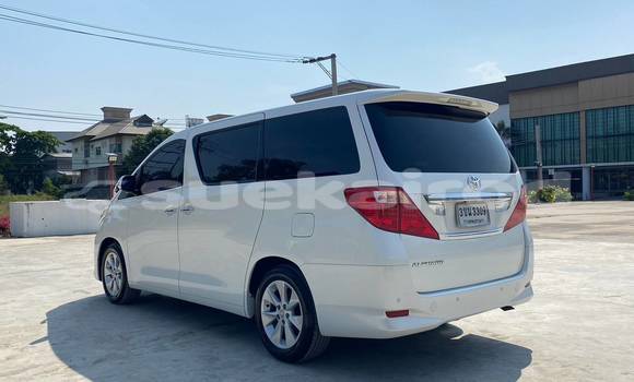 Buy Used Toyota Alphard White Car in Bangkok in Bangkok Buy Used Toyota Alphard White Car in Bangkok in Bangkok