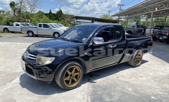 Buy Used Mitsubishi Triton Black Car in Surat Thani in Surat Thani
