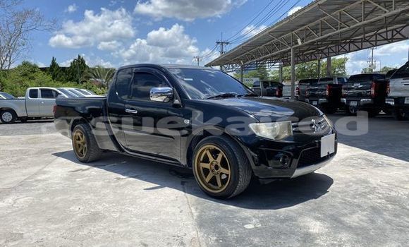 ซื้อ รถมือสอง Mitsubishi Triton สีดำ รถยนต์ ใน %{เมือง} ใน สุราษฎร์ธานี ซื้อ รถมือสอง Mitsubishi Triton สีดำ รถยนต์ ใน %{เมือง} ใน สุราษฎร์ธานี