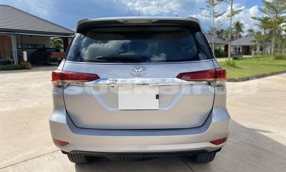 ซื้อ รถมือสอง Toyota Fortuner เงิน รถยนต์ ใน %{เมือง} ใน สุราษฎร์ธานี ซื้อ รถมือสอง Toyota Fortuner เงิน รถยนต์ ใน %{เมือง} ใน สุราษฎร์ธานี