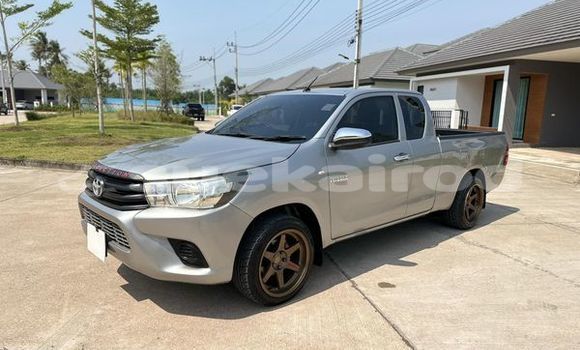 Buy Used Toyota Hiluxe Revo Silver Car in Surat Thani in Surat Thani