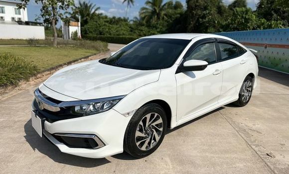 Buy Used Honda Civic White Car in Surat Thani in Surat Thani