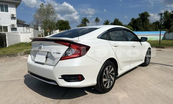 ซื้อ รถมือสอง Honda Civic ขาว รถยนต์ ใน %{เมือง} ใน สุราษฎร์ธานี ซื้อ รถมือสอง Honda Civic ขาว รถยนต์ ใน %{เมือง} ใน สุราษฎร์ธานี
