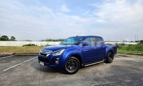 ซื้อ รถมือสอง Isuzu D-Max สีน้ำเงิน รถยนต์ ใน %{เมือง} ใน ปทุมธานี