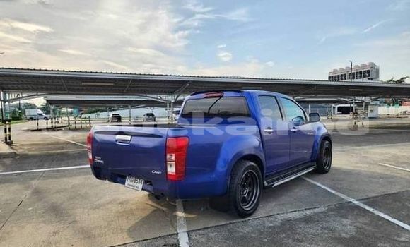 ซื้อ รถมือสอง Isuzu D-Max สีน้ำเงิน รถยนต์ ใน %{เมือง} ใน ปทุมธานี ซื้อ รถมือสอง Isuzu D-Max สีน้ำเงิน รถยนต์ ใน %{เมือง} ใน ปทุมธานี