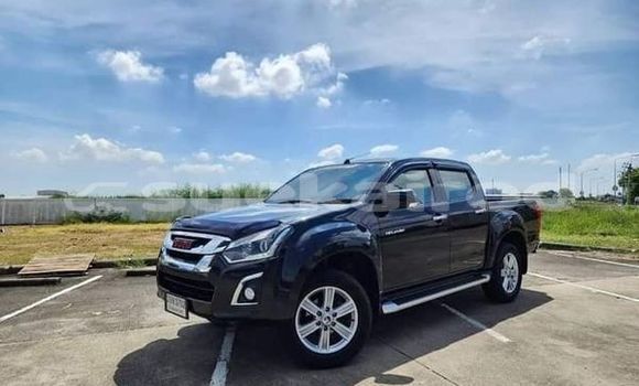 Buy Used Isuzu D-Max Black Car in Pathum Thani in Pathum Thani