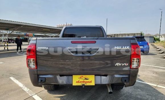 ซื้อ รถมือสอง Toyota Hiluxe Revo สีดำ รถยนต์ ใน %{เมือง} ใน ปทุมธานี ซื้อ รถมือสอง Toyota Hiluxe Revo สีดำ รถยนต์ ใน %{เมือง} ใน ปทุมธานี