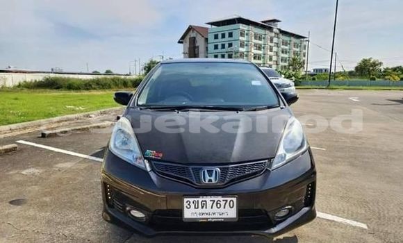 ซื้อ รถมือสอง Honda Jazz สีดำ รถยนต์ ใน %{เมือง} ใน ปทุมธานี ซื้อ รถมือสอง Honda Jazz สีดำ รถยนต์ ใน %{เมือง} ใน ปทุมธานี