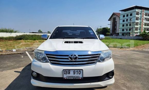 ซื้อ รถมือสอง Toyota Hiluxe VIGO ขาว รถยนต์ ใน %{เมือง} ใน ปทุมธานี ซื้อ รถมือสอง Toyota Hiluxe VIGO ขาว รถยนต์ ใน %{เมือง} ใน ปทุมธานี