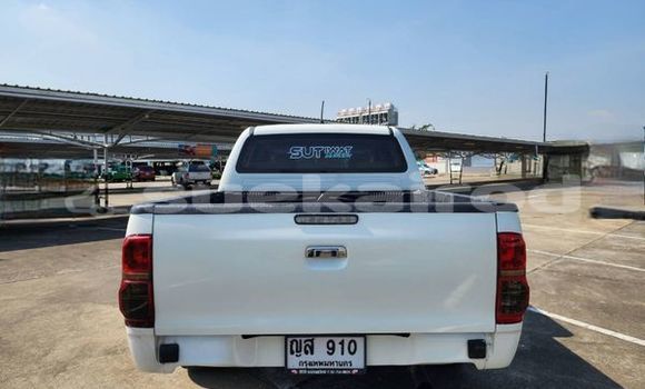 ซื้อ รถมือสอง Toyota Hiluxe VIGO ขาว รถยนต์ ใน %{เมือง} ใน ปทุมธานี ซื้อ รถมือสอง Toyota Hiluxe VIGO ขาว รถยนต์ ใน %{เมือง} ใน ปทุมธานี