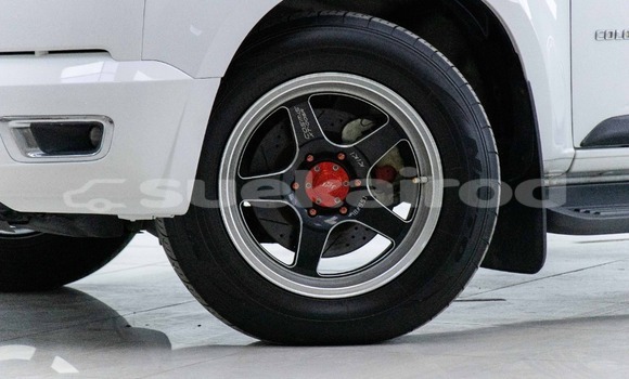 Buy Used Chevrolet Colorado White Car in Bangkok in Bangkok Buy Used Chevrolet Colorado White Car in Bangkok in Bangkok