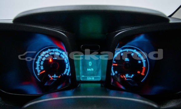 Buy Used Chevrolet Colorado White Car in Bangkok in Bangkok Buy Used Chevrolet Colorado White Car in Bangkok in Bangkok