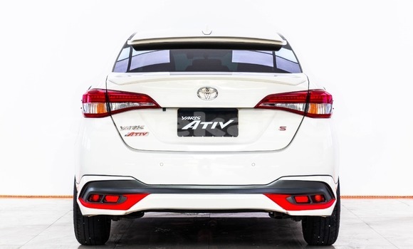 Buy Used Toyota Yaris Ativ White Car in Bangkok in Bangkok Buy Used Toyota Yaris Ativ White Car in Bangkok in Bangkok