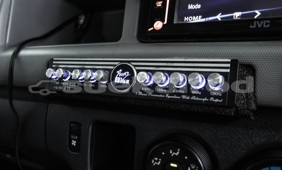 Buy Used Toyota Commuter White Car in Bangkok in Bangkok Buy Used Toyota Commuter White Car in Bangkok in Bangkok