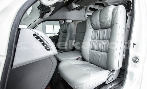 Buy Used Toyota Commuter White Car in Bangkok in Bangkok Buy Used Toyota Commuter White Car in Bangkok in Bangkok