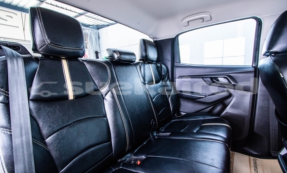 Buy Used Isuzu D-Max Other Car in Bangkok in Bangkok Buy Used Isuzu D-Max Other Car in Bangkok in Bangkok