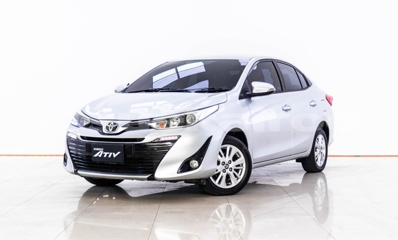 ซื้อ รถมือสอง Toyota Yaris อื่น ๆ รถยนต์ ใน %{เมือง} ใน กรุงเทพมหานคร