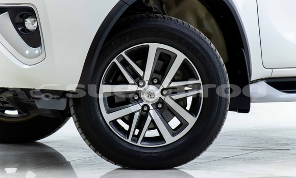 Buy Used Toyota Fortuner White Car in Samut Sakhon in Samut Sakhon Buy Used Toyota Fortuner White Car in Samut Sakhon in Samut Sakhon