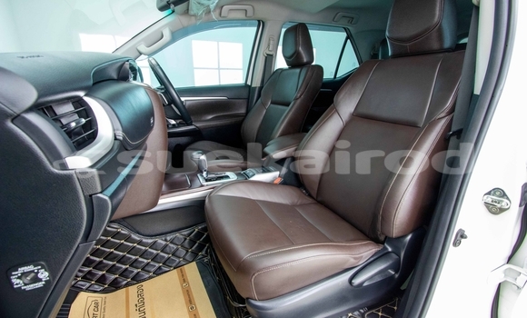 Buy Used Toyota Fortuner White Car in Samut Sakhon in Samut Sakhon Buy Used Toyota Fortuner White Car in Samut Sakhon in Samut Sakhon