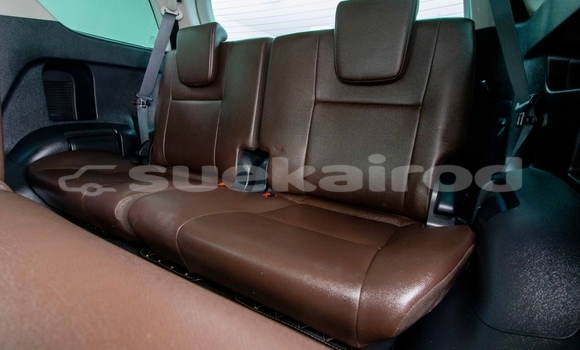 Buy Used Toyota Fortuner White Car in Samut Sakhon in Samut Sakhon Buy Used Toyota Fortuner White Car in Samut Sakhon in Samut Sakhon