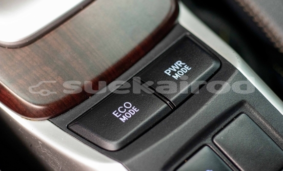 Buy Used Toyota Fortuner White Car in Samut Sakhon in Samut Sakhon Buy Used Toyota Fortuner White Car in Samut Sakhon in Samut Sakhon