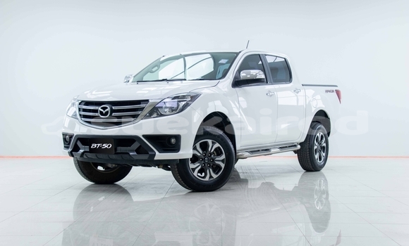 ซื้อ รถมือสอง Mazda BT-50 ขาว รถยนต์ ใน %{เมือง} ใน สมุทรสาคร