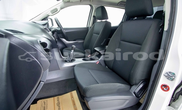 Buy Used Mazda BT-50 White Car in Samut Sakhon in Samut Sakhon Buy Used Mazda BT-50 White Car in Samut Sakhon in Samut Sakhon